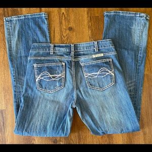 Woman Cowgirl Tuff co. Jeans 32X33